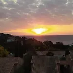 Apartment Duplex In Pramousquier - Sea View *