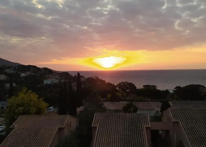 Daire Duplex In Pramousquier - Sea View *